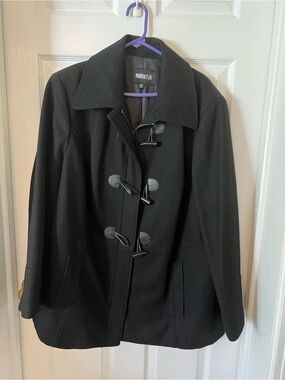 metrostyle Women's Black Toggle Pea Coat
